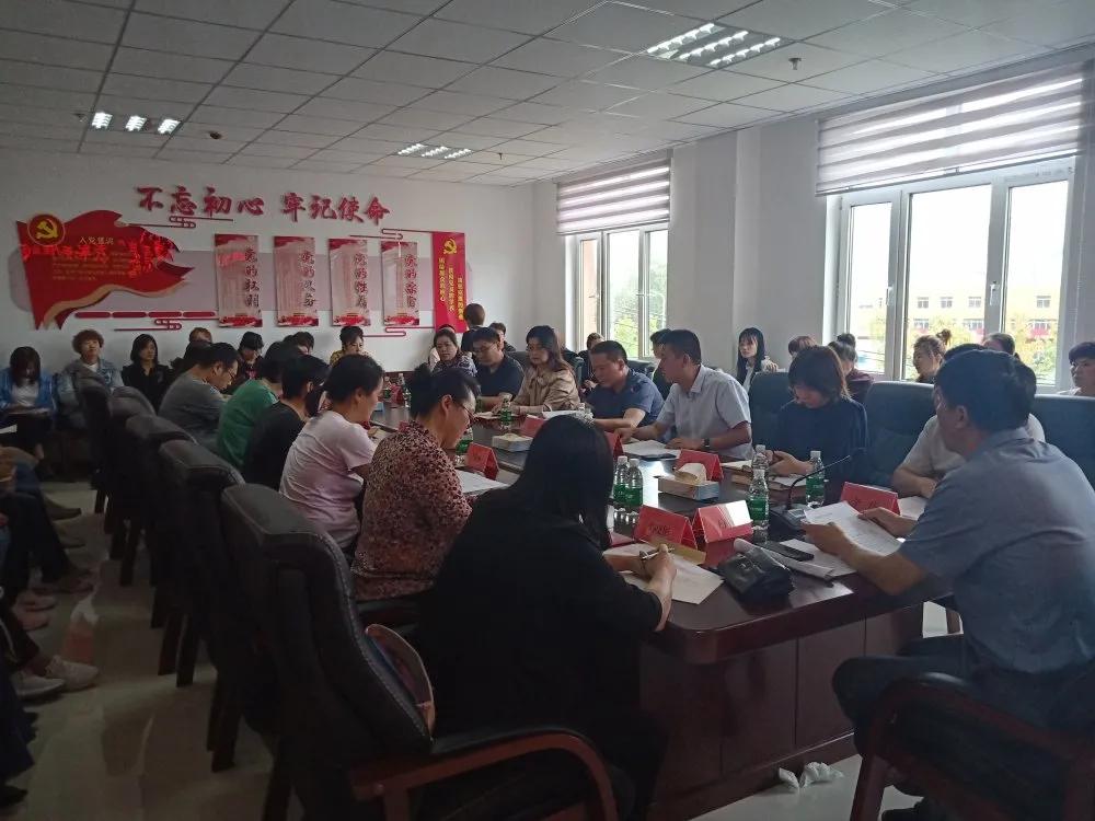 打造温馨家庭环境，提升生活质量的创意活动